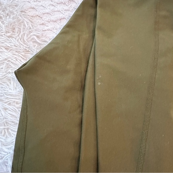 2-Piece Active Leggings Bundle Old Navy XS Olive + NVGTN Seamless Leggings S - Picture 15 of 15